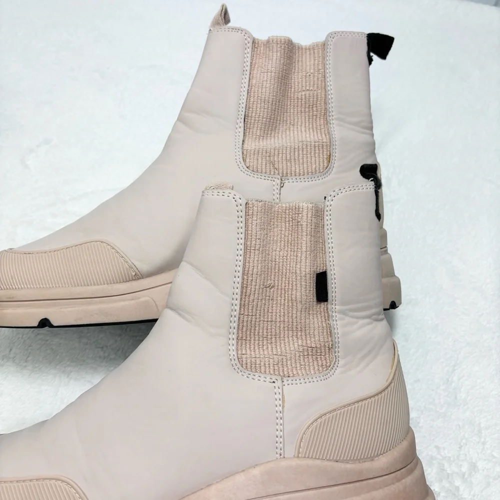 ZARA Cream Monochrome Rubberised -‎ Women’s Ankle Boots size 37